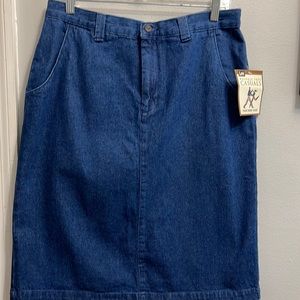 Lee Casuals Wrinkle Free Denim Skirt Size 14 M